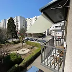 Big Tree & The Nest - Free Parking דירה מוסטר