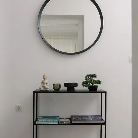 Big Tree & The Nest - Free Parking 莫斯塔尔