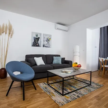 Big Tree & The Nest - Free Parking 公寓 莫斯塔尔