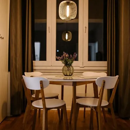 Big Tree & The Nest - Free Parking 公寓 *