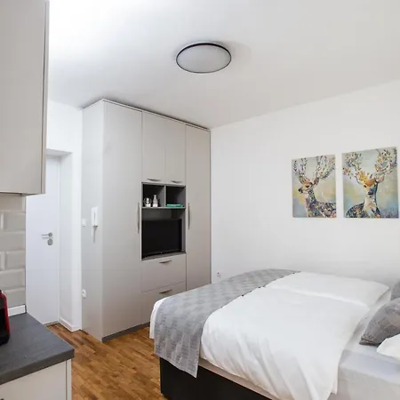 Big Tree & The Nest - Free Parking 公寓 莫斯塔尔