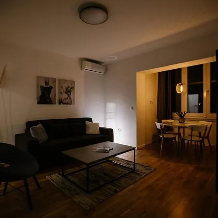 Big Tree & The Nest - Free Parking * 莫斯塔尔